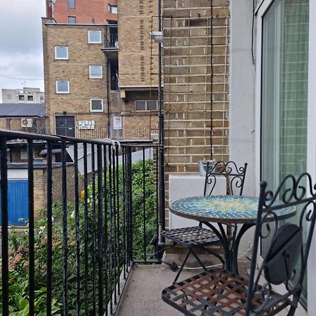 Pass The Keys - Beautiful Flat With Balcony In Swiss Cottage, Londres Exterior foto