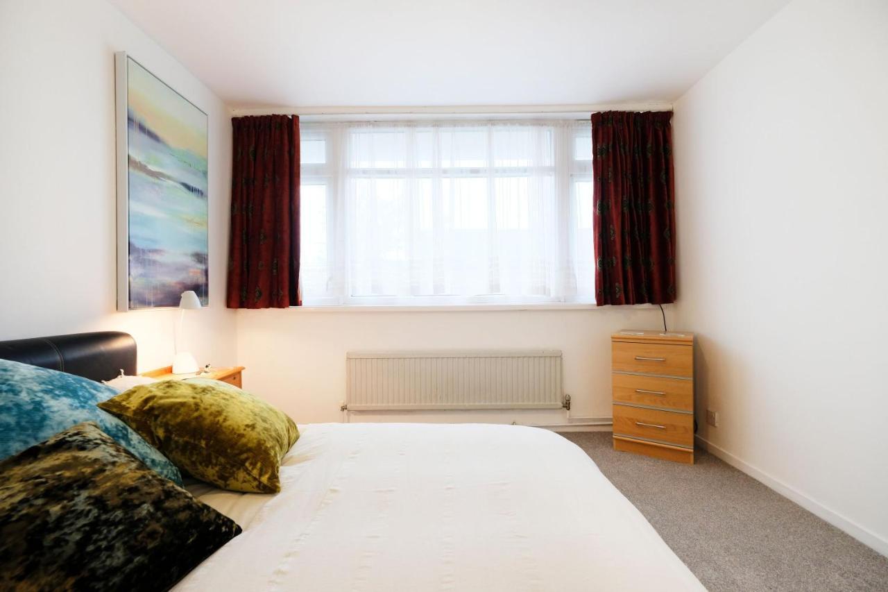Pass The Keys - Beautiful Flat With Balcony In Swiss Cottage, Londres Exterior foto
